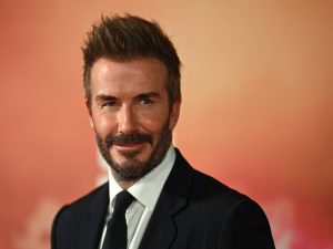 Cầu thủ bóng đá David Beckham huyền thoại số 7 MU