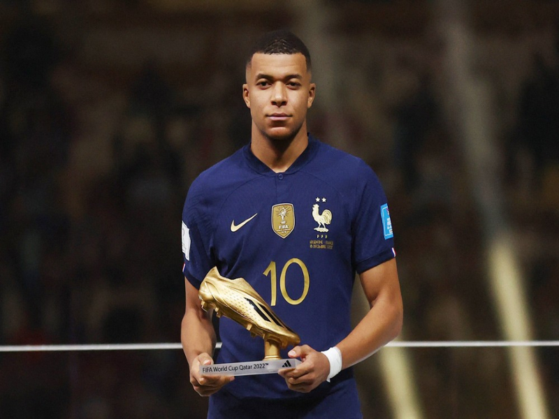 Kylian Mbappé- Cầu thủ bóng đá nổi tiếng số 1 của Pháp