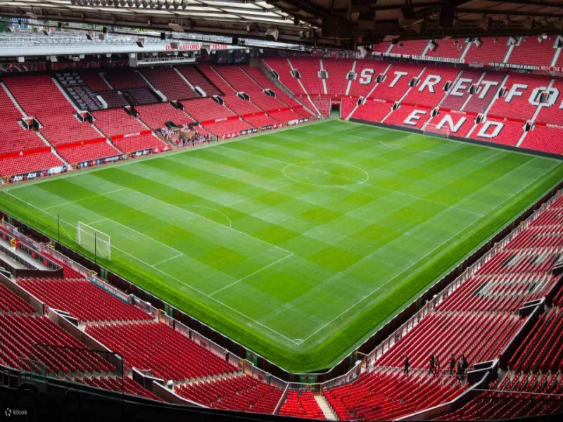 Sân Old Trafford